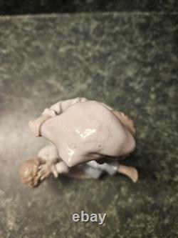 Lladro Nao Children Pillow Fighting Mint Condition No Box #281 1981
