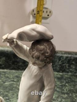 Lladro Nao Children Pillow Fighting Mint Condition No Box #281 1981