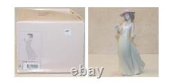 Lladro Nao Collectible Porcelain Figurine Gentle Breeze 10 Tall Girl/Yo