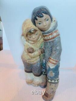 Lladro Nao Daisa Spain porcelain statue sculpture Arctic boy girl Eskimo Inuit