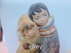 Lladro Nao Daisa Spain porcelain statue sculpture Arctic boy girl Eskimo Inuit