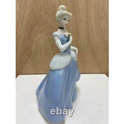 Lladró Nao Disney Princess Cinderella Year 2010 Figure Pottery Unused M1144