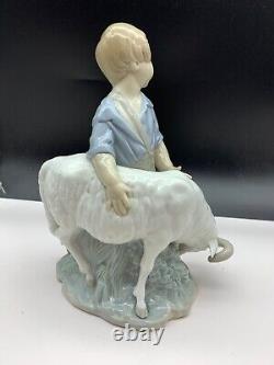 Lladro Nao Figure 23 Cm 1st Choice Top Condition