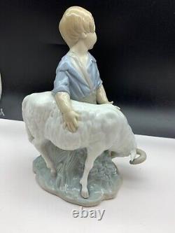 Lladro Nao Figure 23 Cm 1st Choice Top Condition