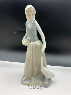 Lladro Nao Figure 24.5cm 1 Choice Excellent Condition