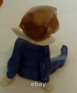 Lladro Nao Figure Of Boy With Plate Ex Cond Height 11 Cms