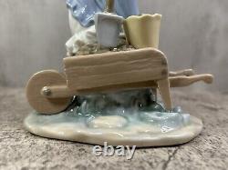 Lladro Nao Figurine 1983 DAISA Garden Girl #410 Farm Wheelbarrow Shovel 7.75