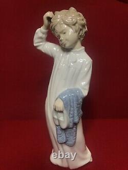 Lladro Nao Figurine Bedtime Boy Scratching His Head- 0232