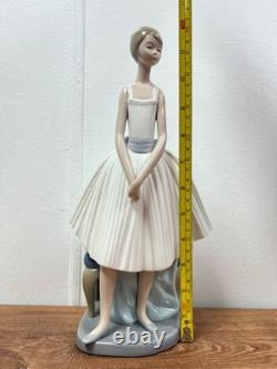 Lladro Nao Figurine Daisa 1983 Dance Ballerina Dance Standing Stool