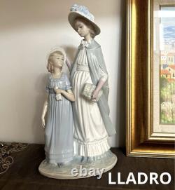 Lladro Nao Figurine Doll Mother Daughter Women Girl