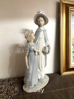 Lladro Nao Figurine Doll Mother Daughter Women Girl