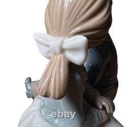 Lladro Nao Figurine First Love 1136 Ceramic Doll Figure Girl