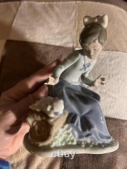 Lladró Nao Figurine Stories to Lulu 01091 Hand Painted Spain Porcelain Puppy