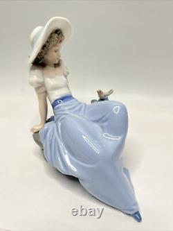Lladro Nao Fine Porcelain Figure Listening To The Birds Song