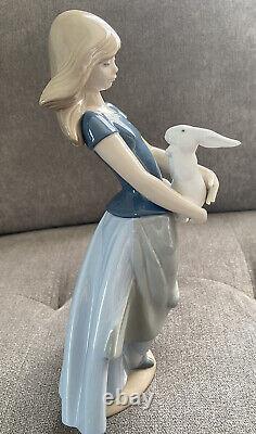 Lladro Nao Girl Holding Rabbit Porcelain Figure