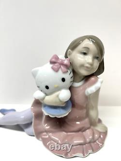 Lladro Nao Girl Playing with Hello Kitty Sanrio Porcelain Figure with Box Spain