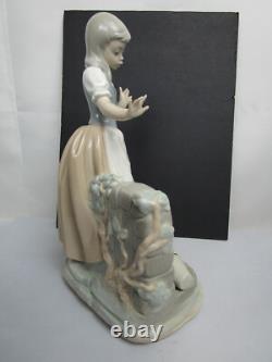 Lladro Nao Girl with Broken Water Jug Porcelain Figurine Collectible