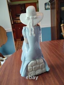 Lladro Nao Girl with Straw Hat Figurine La Pamela