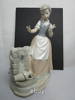 Lladro Nao Girl with broken Water Jug