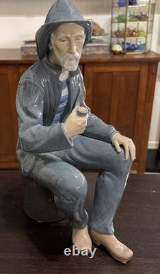 Lladro Nao Hand Made Porcelain Sculpture 1978 Made In Spain Retired Mariner. 262
