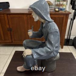 Lladro Nao Hand Made Porcelain Sculpture 1978 Made In Spain Retired Mariner. 262