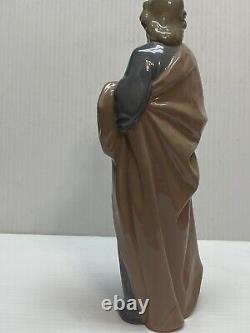 Lladro Nao Joseph 1981 Nativity Figure. 10 1/2 Tall