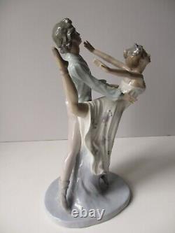 Lladro, Nao, Large Porcelain Figure, Ballerinas, Dancing on a Cloud -1983