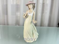 Lladro Nao Porcelain Figure 26.5 cm 1st Choice Top Condition