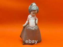 Lladro/Nao Porcelain Figurine 15.5 cm. 1 Choice-Excellent Condition