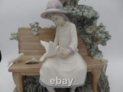 Lladro Nao Porcelain Figurine Girl on Bench Feeding Birds Doves Handmade Spain