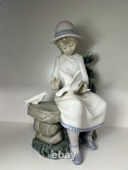 Lladro Nao Porcelain Figurine Girl on Bench Feeding Birds Doves Handmade Spain