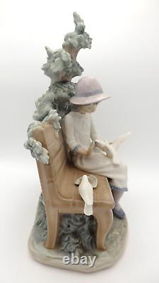 Lladro Nao Porcelain Figurine Girl on Bench Feeding Birds Doves Handmade Spain