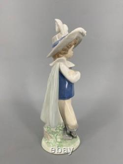 Lladro Nao Porcelain Figurine Good Swordsman Boy Musketeer Vintage
