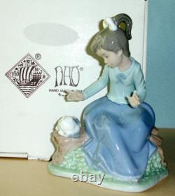 Lladro Nao STORIES To LULU Let's Rest Figurine 1091 Girl & Puppy on Log Boxed