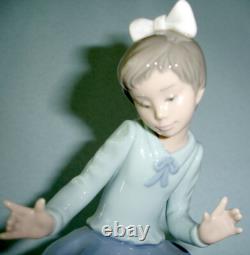Lladro Nao STORIES To LULU Let's Rest Figurine 1091 Girl & Puppy on Log Boxed