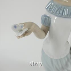Lladro Nao The Butterfly's Dance Figurine withBox Girl Holding Butterfly 1398