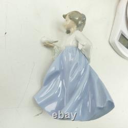 Lladro Nao Woman with Dove 18cm KS-2253