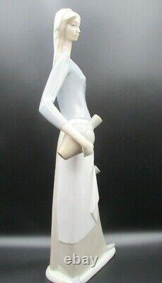 Lladro Nao statue figurine figure 02010035 daisa 1977 girl Water/wine Jugs 16
