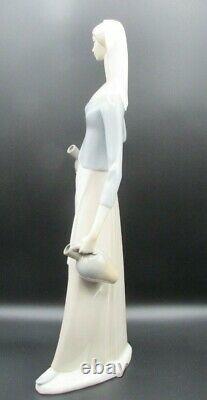 Lladro Nao statue figurine figure 02010035 daisa 1977 girl Water/wine Jugs 16