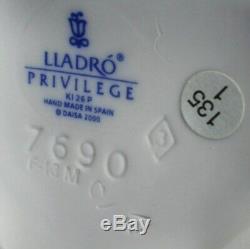 Lladro PRINCE OF ELVES privilege Model 7690 BOXED