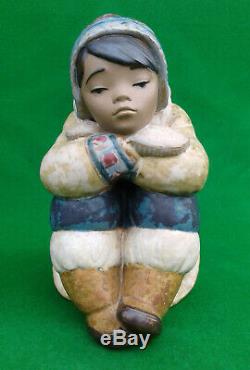 Lladro Pensive Eskimo Boy Gres Finish 2159