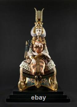 Lladro Porcelain Cleopatra Sculpture. Limited Edition 01002022