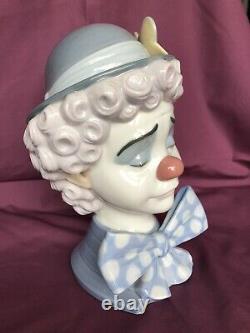 Lladro Porcelain Clown figurine SAD 5611