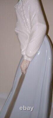 Lladro Porcelain Figures Man Women Playing Croquet NAO HandMade In Spain 14