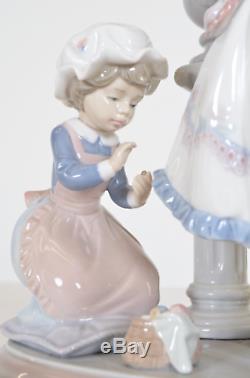 Lladro Porcelain Figurine A Stitch in Time #5344 Girl Sewing Dress