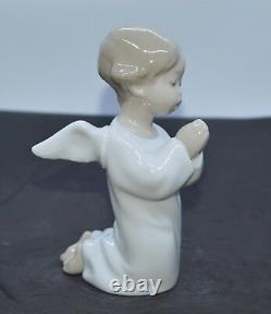 Lladro Porcelain Figurine Angel Praying 01004538 Was £125.00 Now £106.00