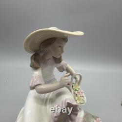 Lladro Porcelain Figurine Girl Feeding Squirrels Springtime Friends 06140