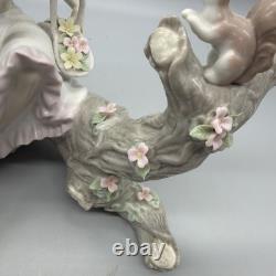 Lladro Porcelain Figurine Girl Feeding Squirrels Springtime Friends 06140