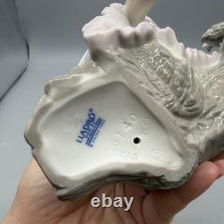 Lladro Porcelain Figurine Girl Feeding Squirrels Springtime Friends 06140