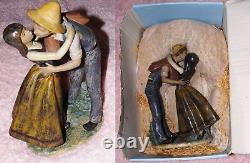 Lladro Porcelain Figurine KISSING THE FATHER #2114, Boxed
